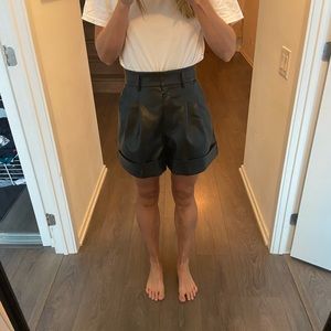 Leather Wilfred shorts